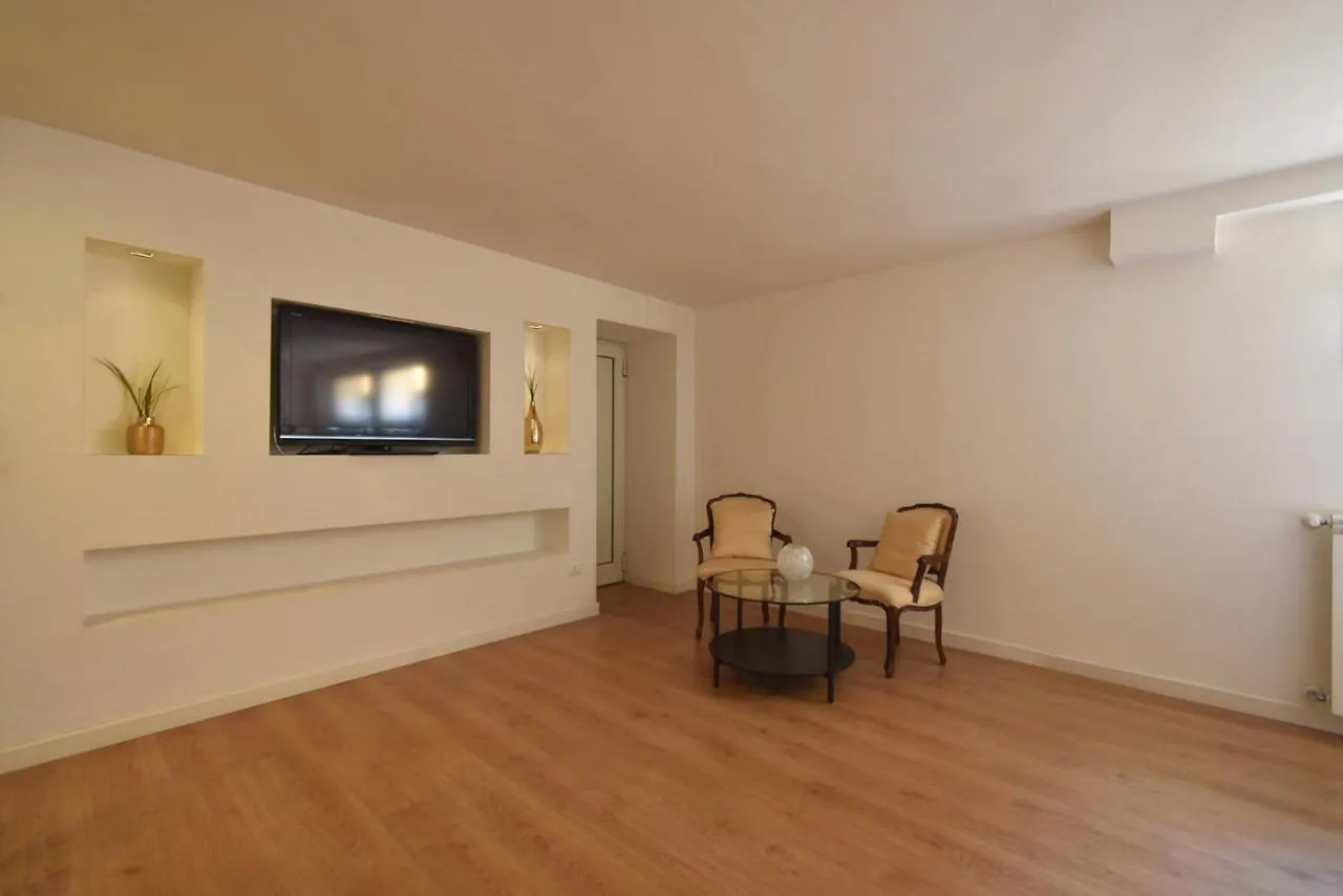 Apartmán Luxury Battisti Padova 0*,